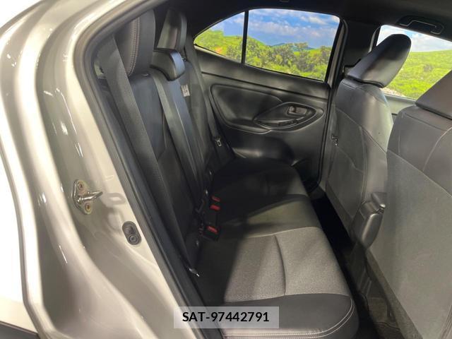 Toyota YARIS CROSS 2024-04 8854315-9