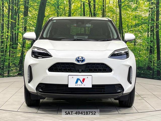Toyota YARIS CROSS 2021-12 8854971-13