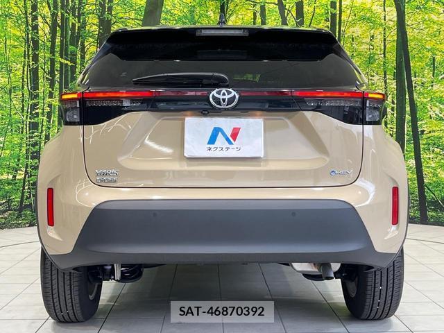 Toyota YARIS CROSS 2024-10 8855195-14