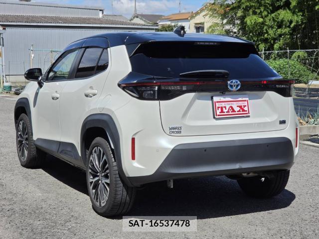 Toyota YARIS CROSS 2021-02 8855220-10