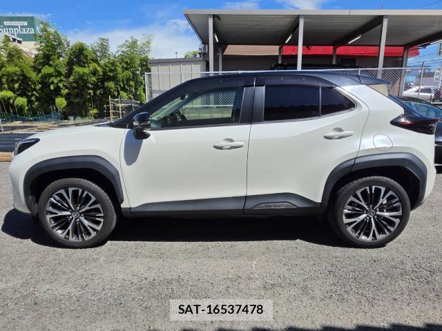 Toyota YARIS CROSS 2021-02 8855220-7