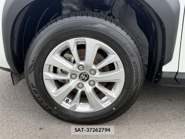 Toyota YARIS CROSS 2025-06 8855258-16