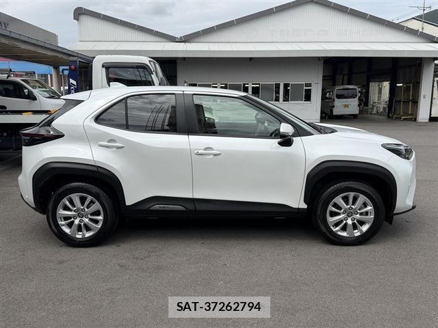 Toyota YARIS CROSS 2025-06 8855258-3