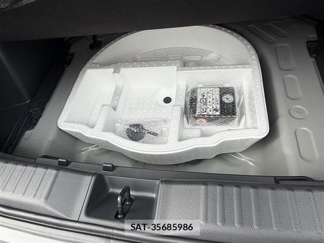 Toyota YARIS CROSS 2026-08 8855262-11