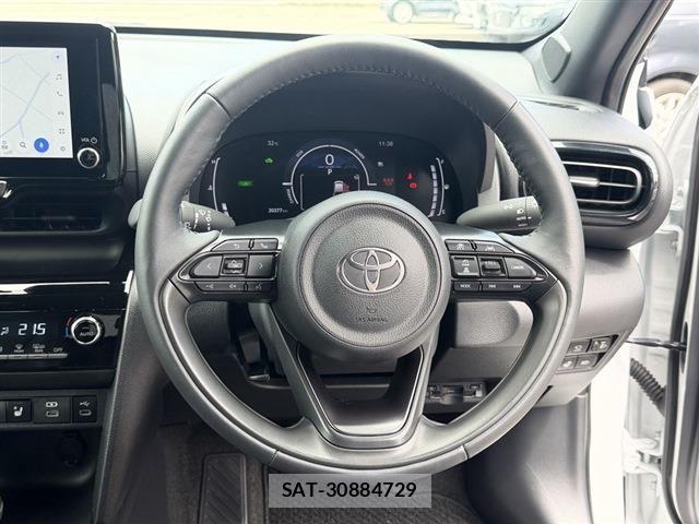 Toyota YARIS CROSS 2025-07 8855264-19