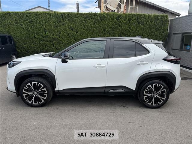 Toyota YARIS CROSS 2025-07 8855264-2