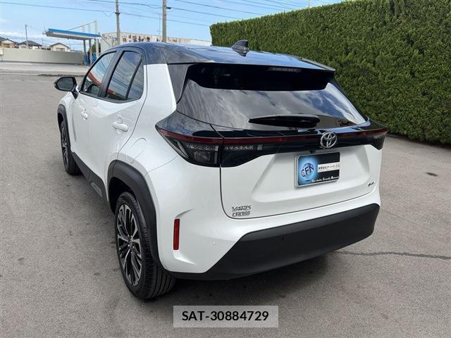 Toyota YARIS CROSS 2025-07 8855264-9