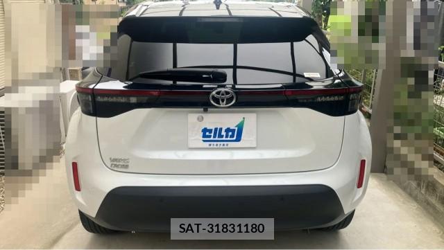 Toyota YARIS CROSS 2024-05 8855302-1