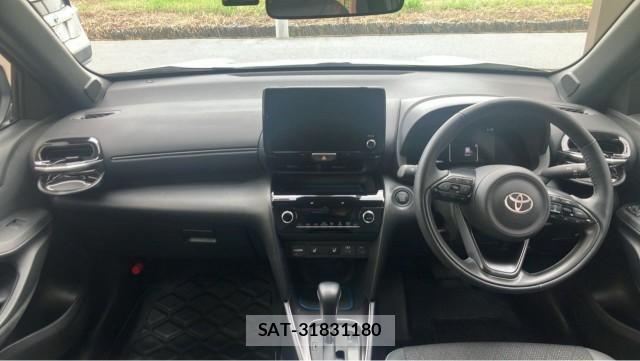 Toyota YARIS CROSS 2024-05 8855302-2