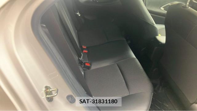 Toyota YARIS CROSS 2024-05 8855302-6