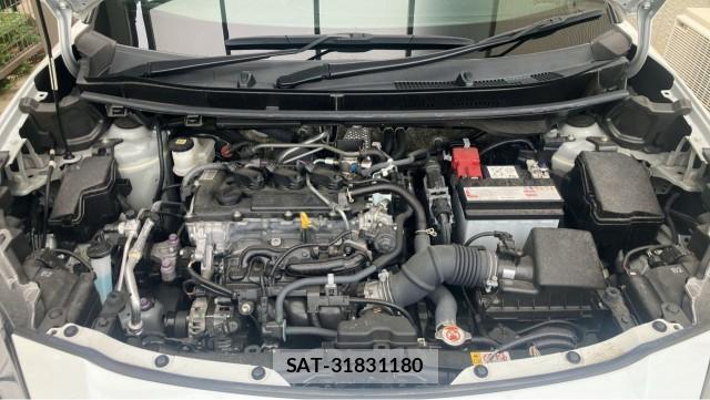 Toyota YARIS CROSS 2024-05 8855302-7