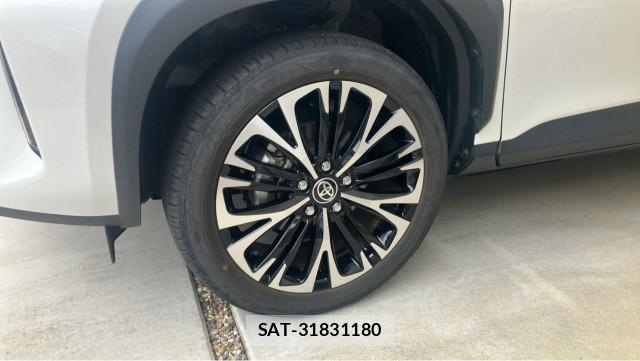 Toyota YARIS CROSS 2024-05 8855302-8