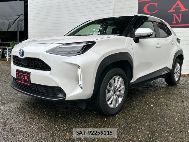Toyota YARIS CROSS 2021-11 8855530-17