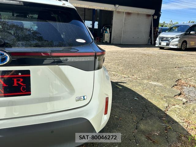 Toyota YARIS CROSS 2021-06 8855533-10