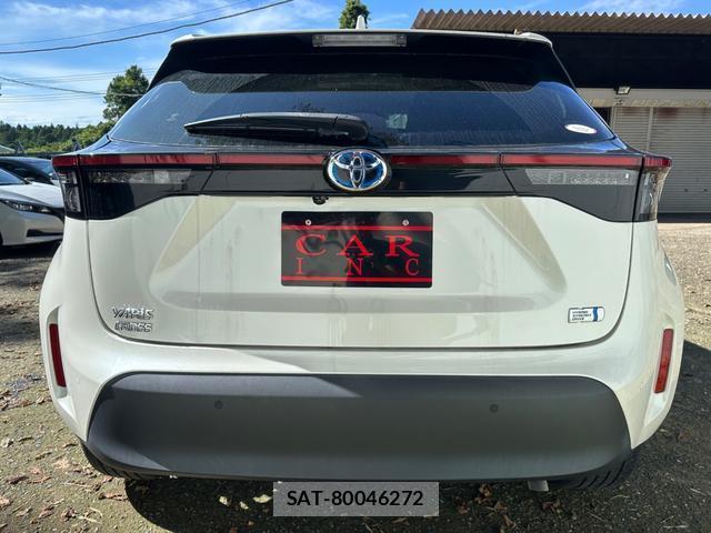 Toyota YARIS CROSS 2021-06 8855533-4