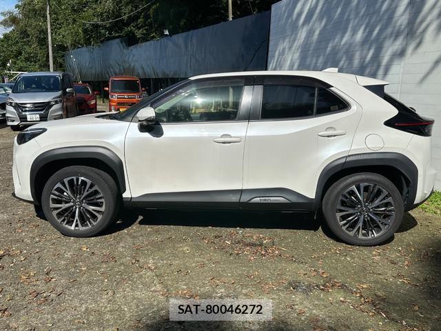 Toyota YARIS CROSS 2021-06 8855533-5