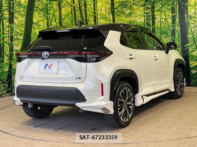 Toyota YARIS CROSS 2022-02 8855651-17