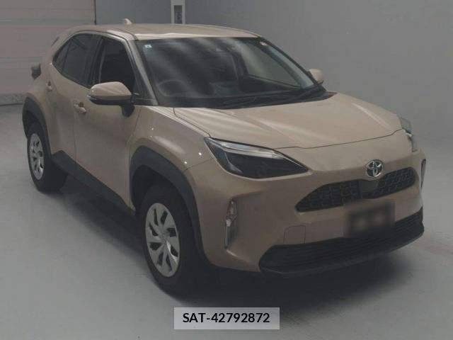 Toyota YARIS CROSS 2023-08 8856060-0