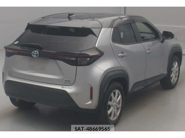 Toyota YARIS CROSS 2021-08 8856372-1