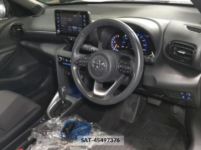 Toyota YARIS CROSS 2023-08 8856452-2