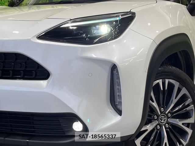 Toyota YARIS CROSS 2022-04 8856599-11