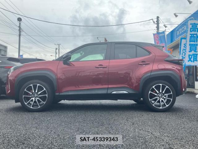 Toyota YARIS CROSS 2024-01 8856850-1