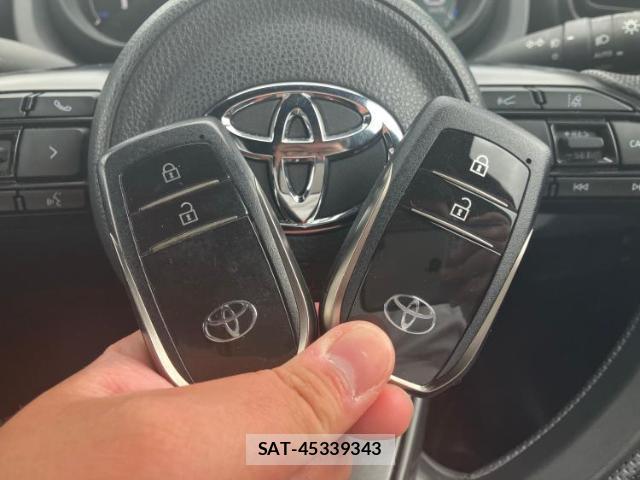 Toyota YARIS CROSS 2024-01 8856850-16