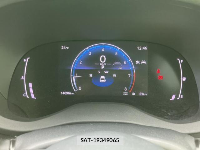 Toyota YARIS CROSS 2024-05 8857006-12