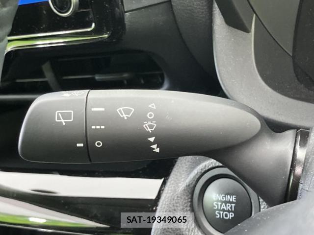 Toyota YARIS CROSS 2024-05 8857006-15