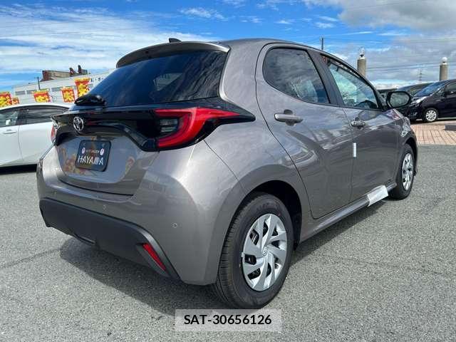 Toyota YARIS 2026-09 8854413-1