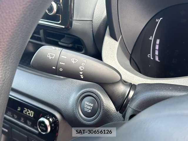 Toyota YARIS 2026-09 8854413-10