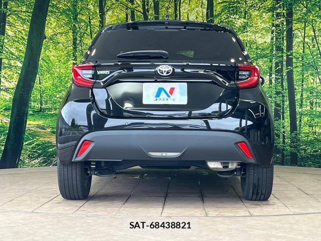 Toyota YARIS 2023-06 8854677-14
