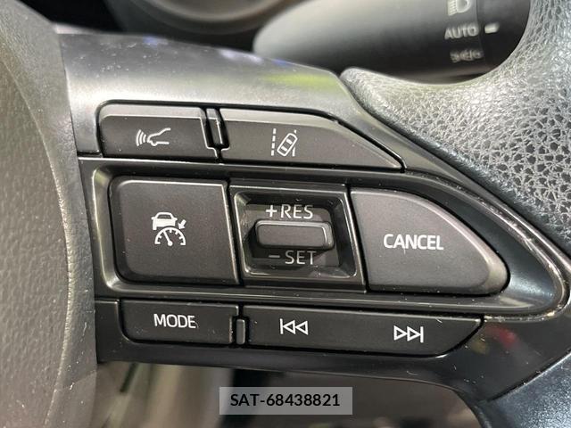 Toyota YARIS 2023-06 8854677-6