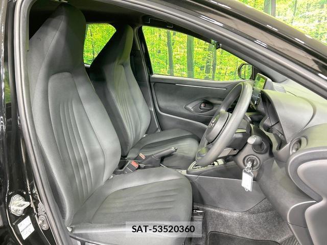 Toyota YARIS 2023-07 8854705-7