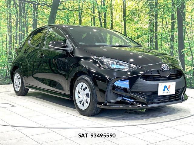 Toyota YARIS 2022-08 8854817-14