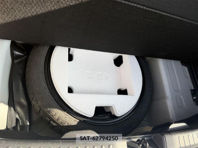 Toyota YARIS 2021-07 8855259-8
