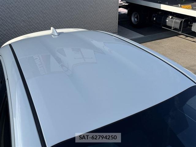 Toyota YARIS 2021-07 8855259-9