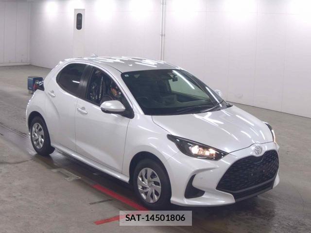 Toyota YARIS 2024-06 8856300-0