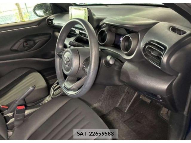 Toyota YARIS 2021-03 8856382-2
