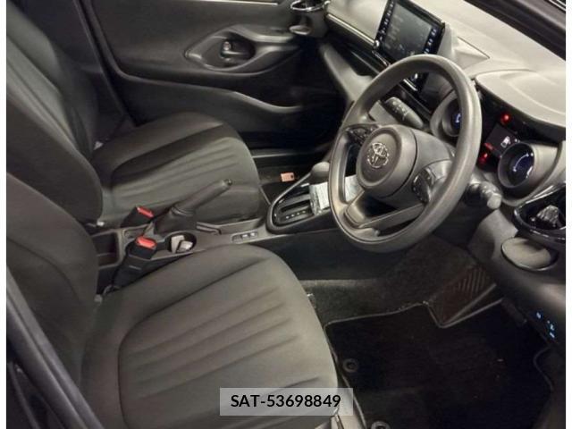 Toyota YARIS 2023-10 8856451-2