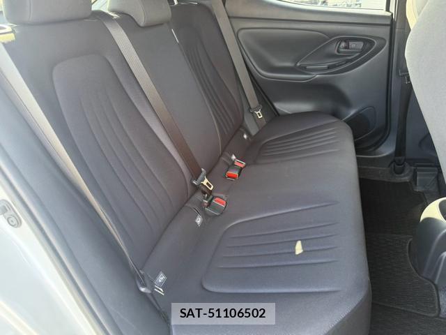 Toyota YARIS 2022-10 8856498-6