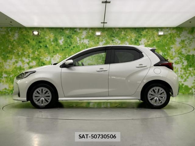 Toyota YARIS 2021-12 8856865-1