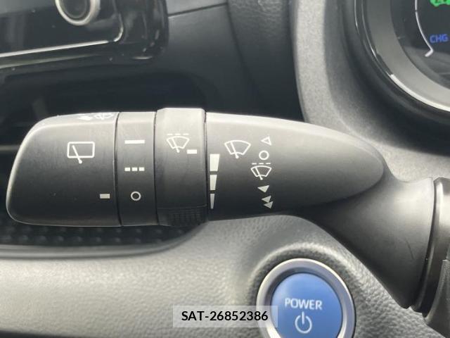 Toyota YARIS 2022-07 8856958-14