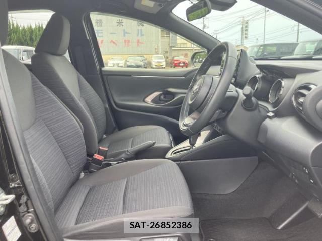 Toyota YARIS 2022-07 8856958-3