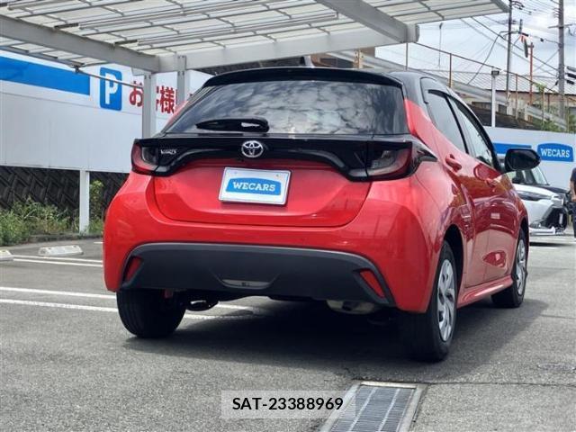Toyota YARIS 2021-06 8856997-2