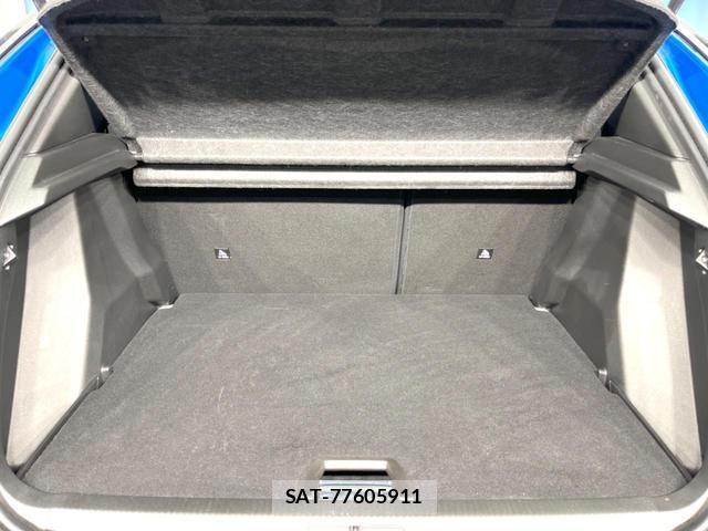 Peugeot 2008 2021-06 8866291-12