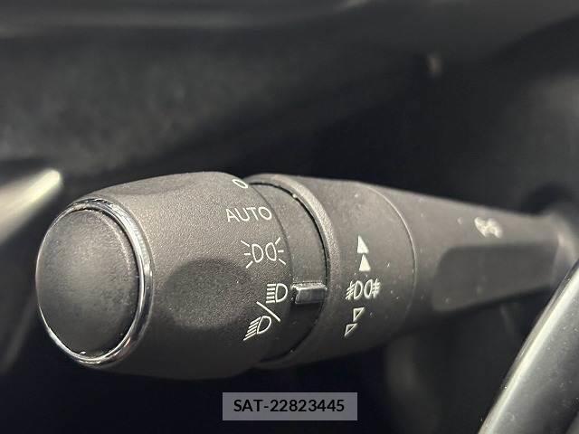 Peugeot 3008 2017-12 8867363-6