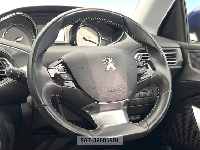 Peugeot 308 2017-12 8866290-19