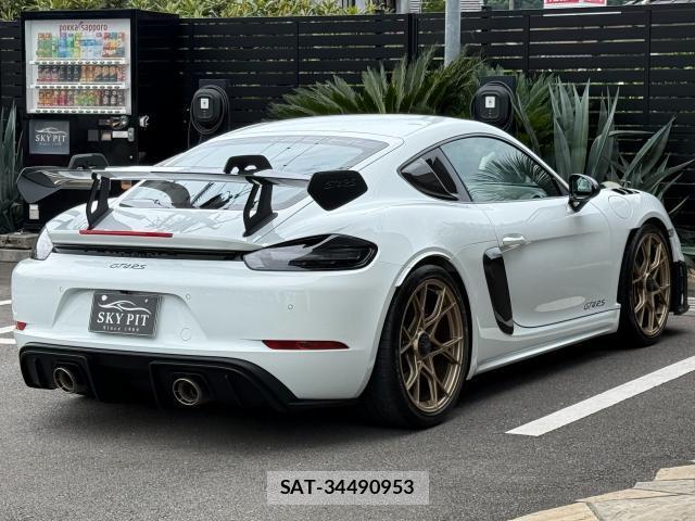 Porsche 718 Cayman 2025-03 8866190-1
