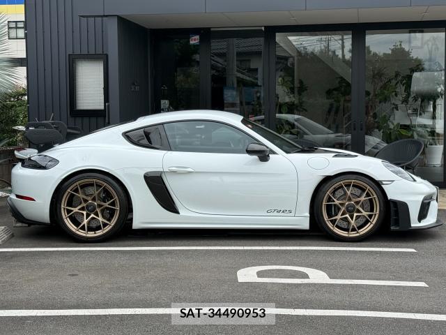 Porsche 718 Cayman 2025-03 8866190-6